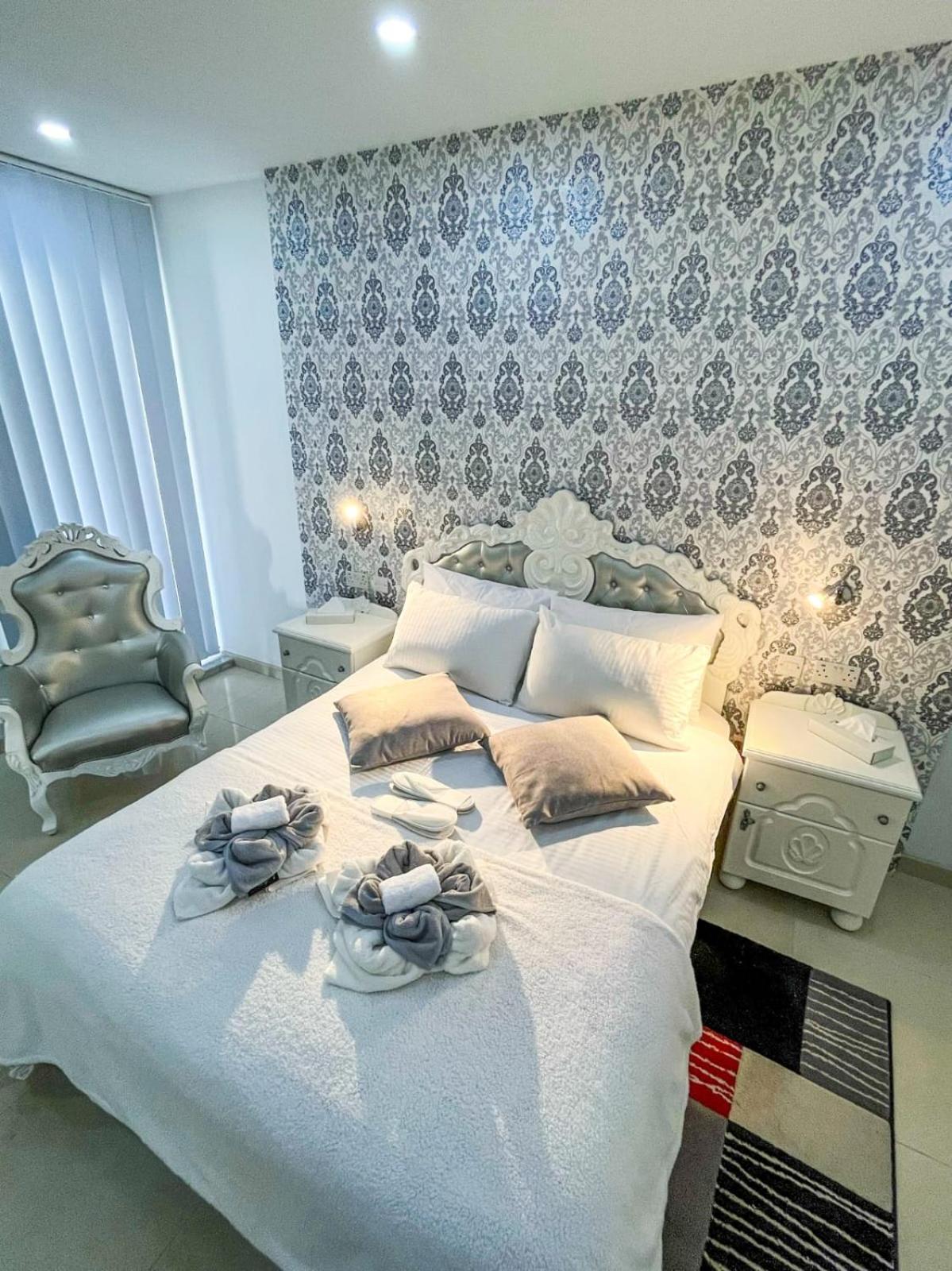 Apartament In Ta' Xbiex 3Br- 3 Min Yatch Marina Msida Luaran gambar